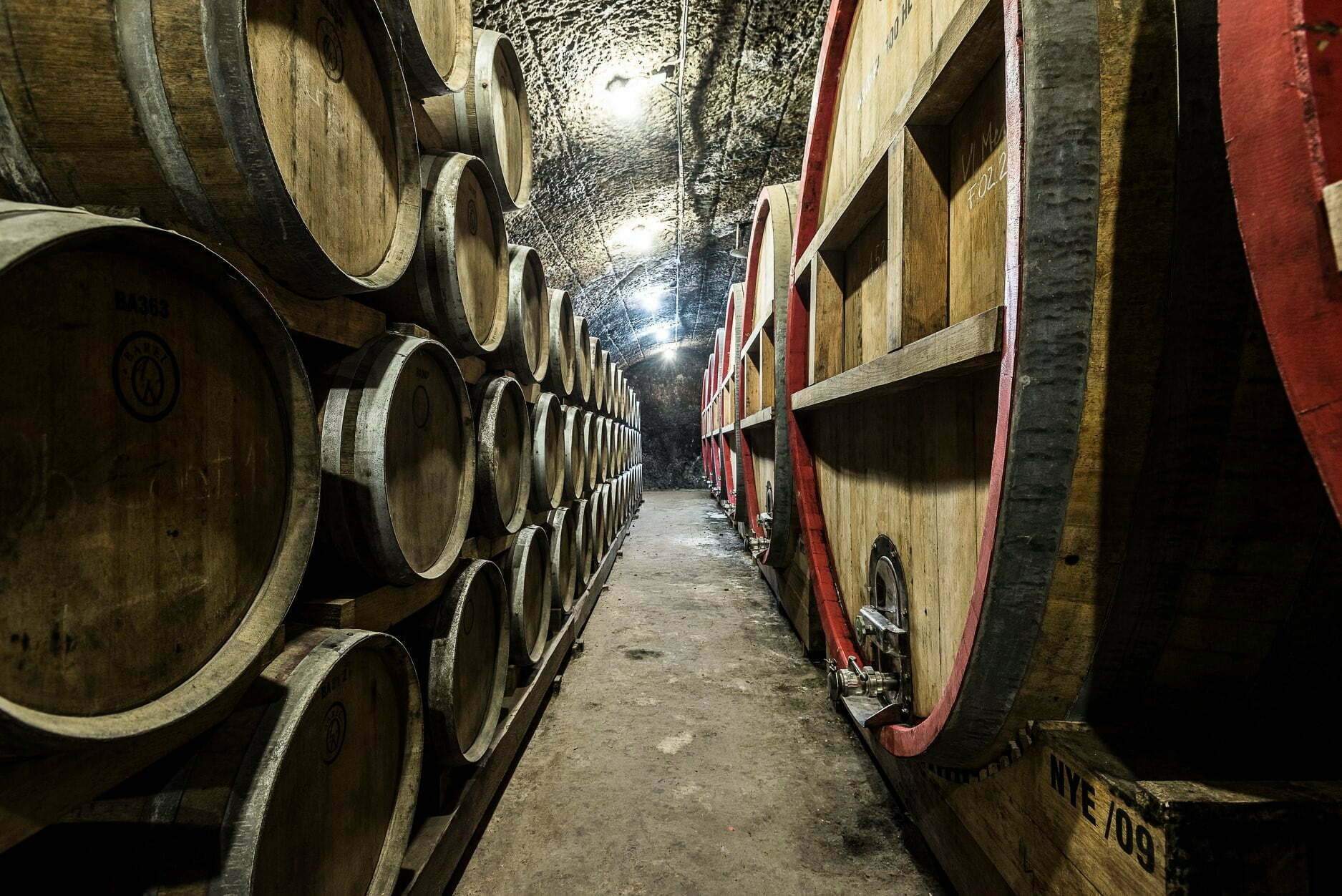 Juhasz-Testverek-Pinceszete-Egerszalok-Egri-Borvidek